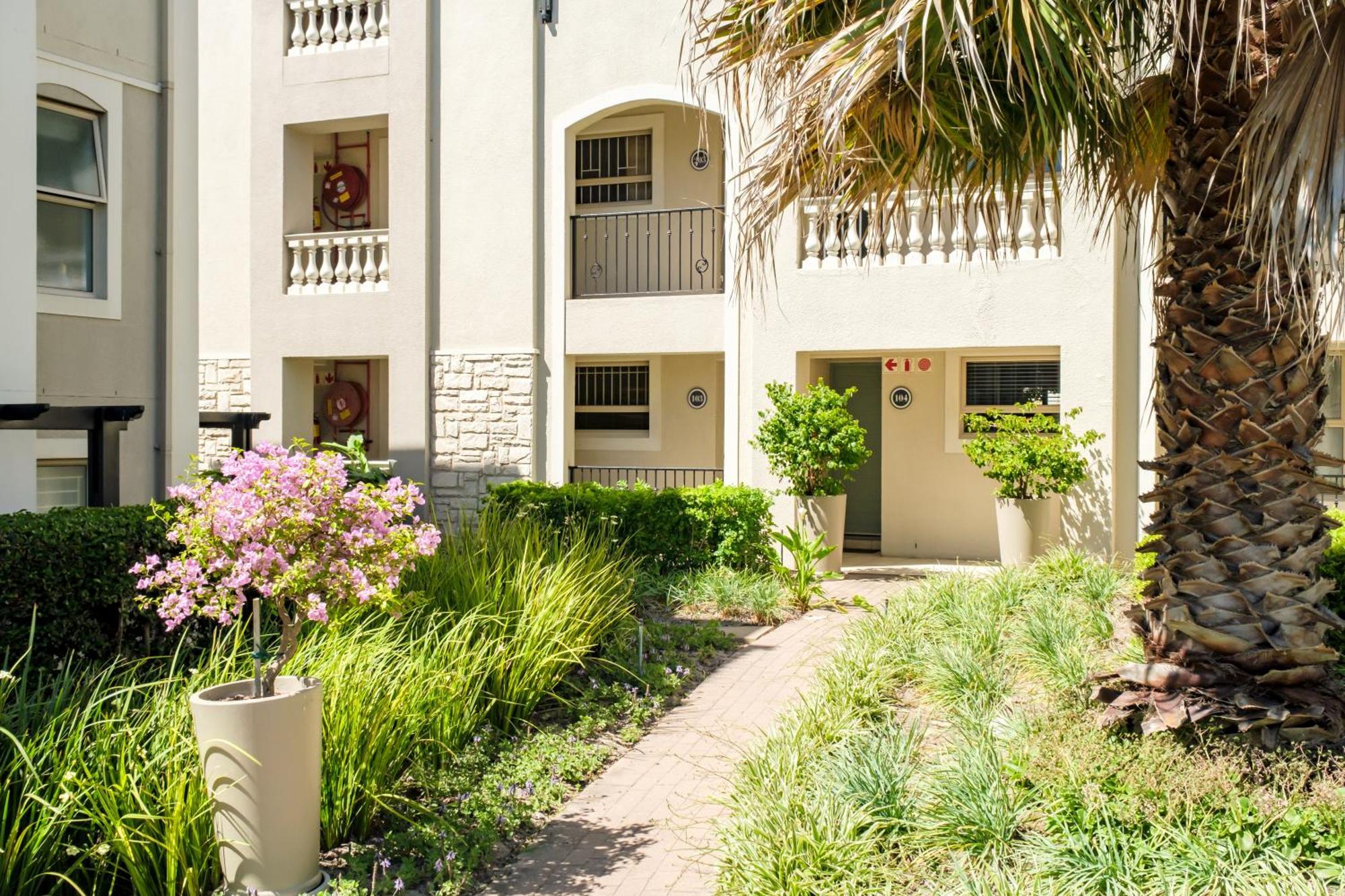 Belina - Bougain Vista Al Estanque Apartment Cape Town
